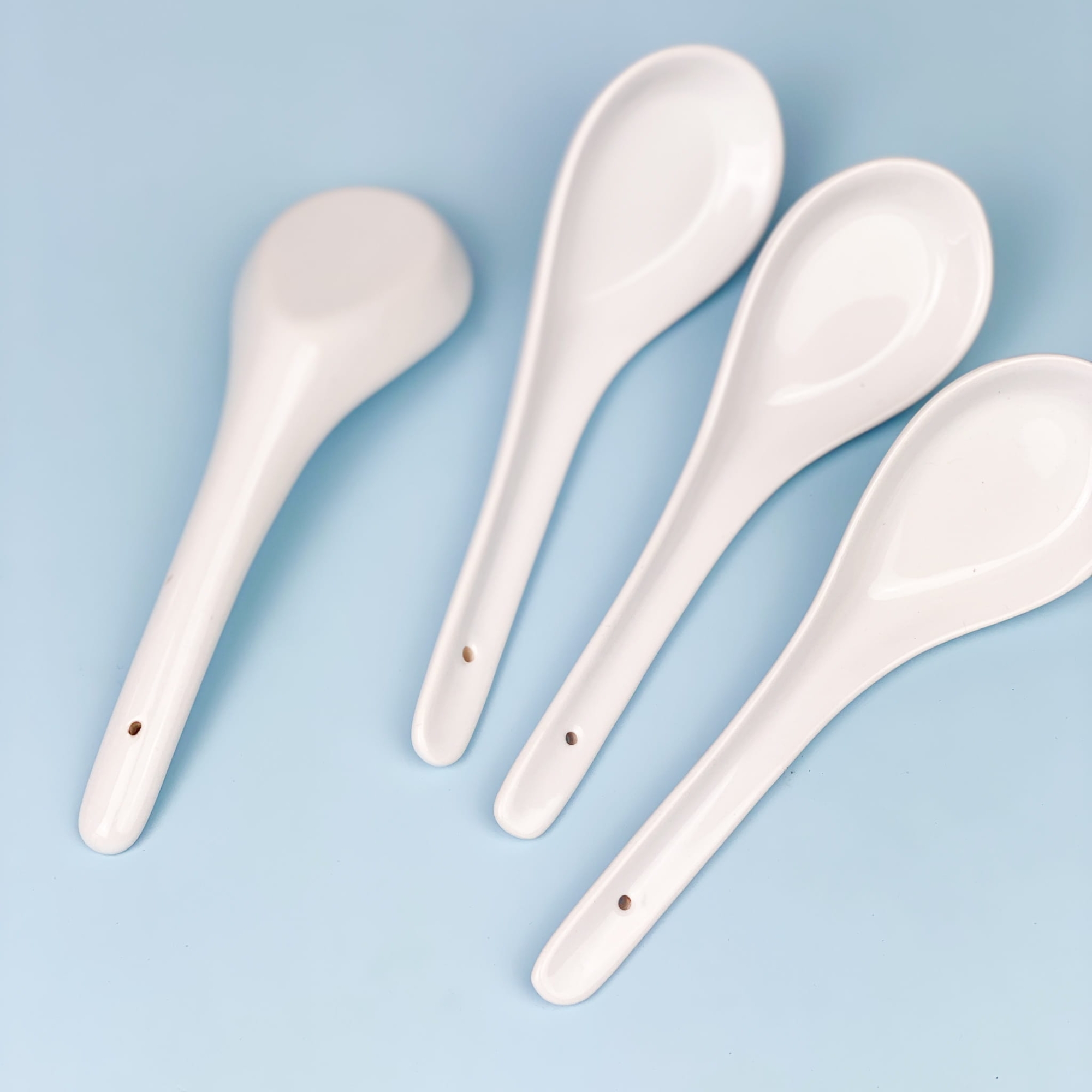 4 łyżki porcelanowe