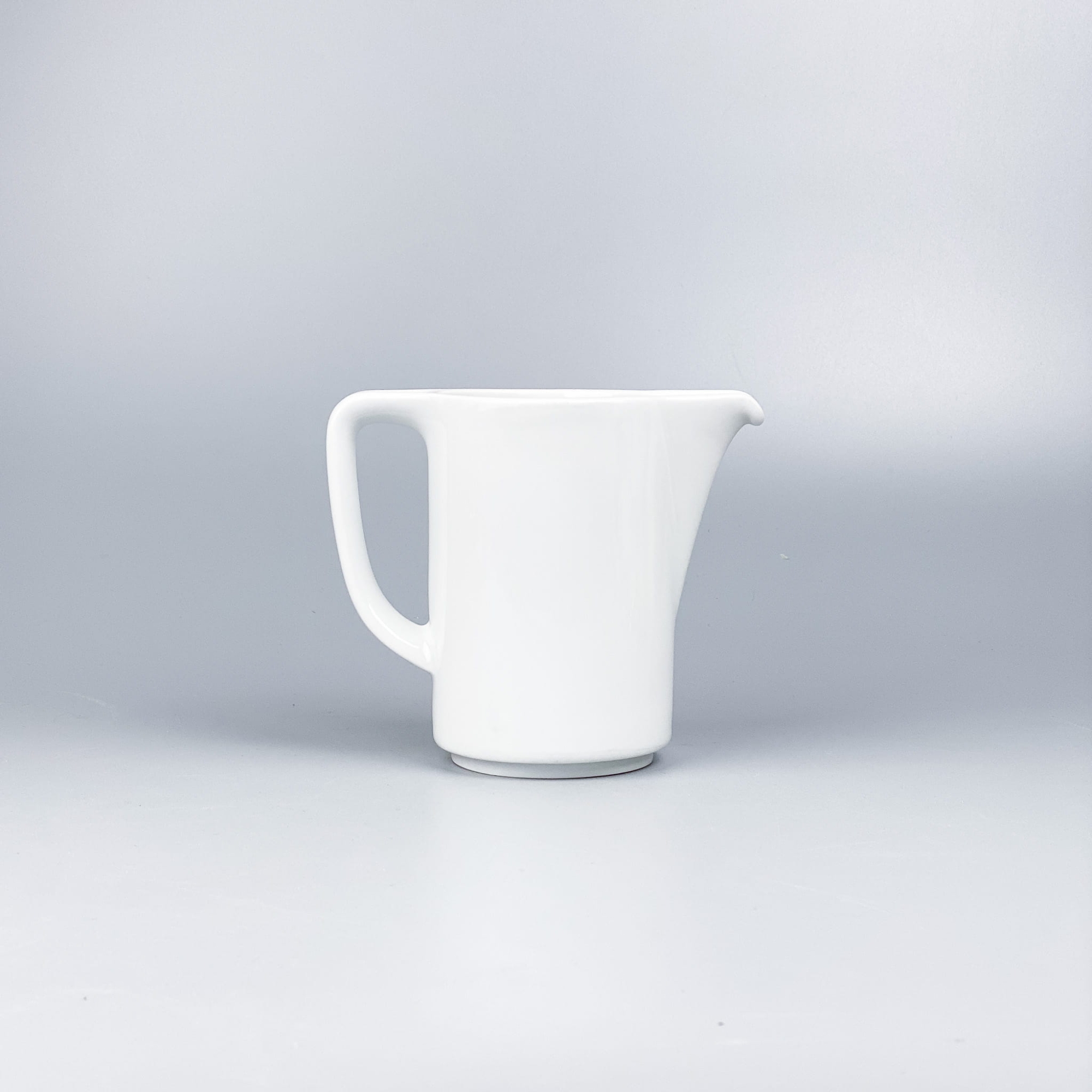 Dzbanek / mlecznik porcelanowy