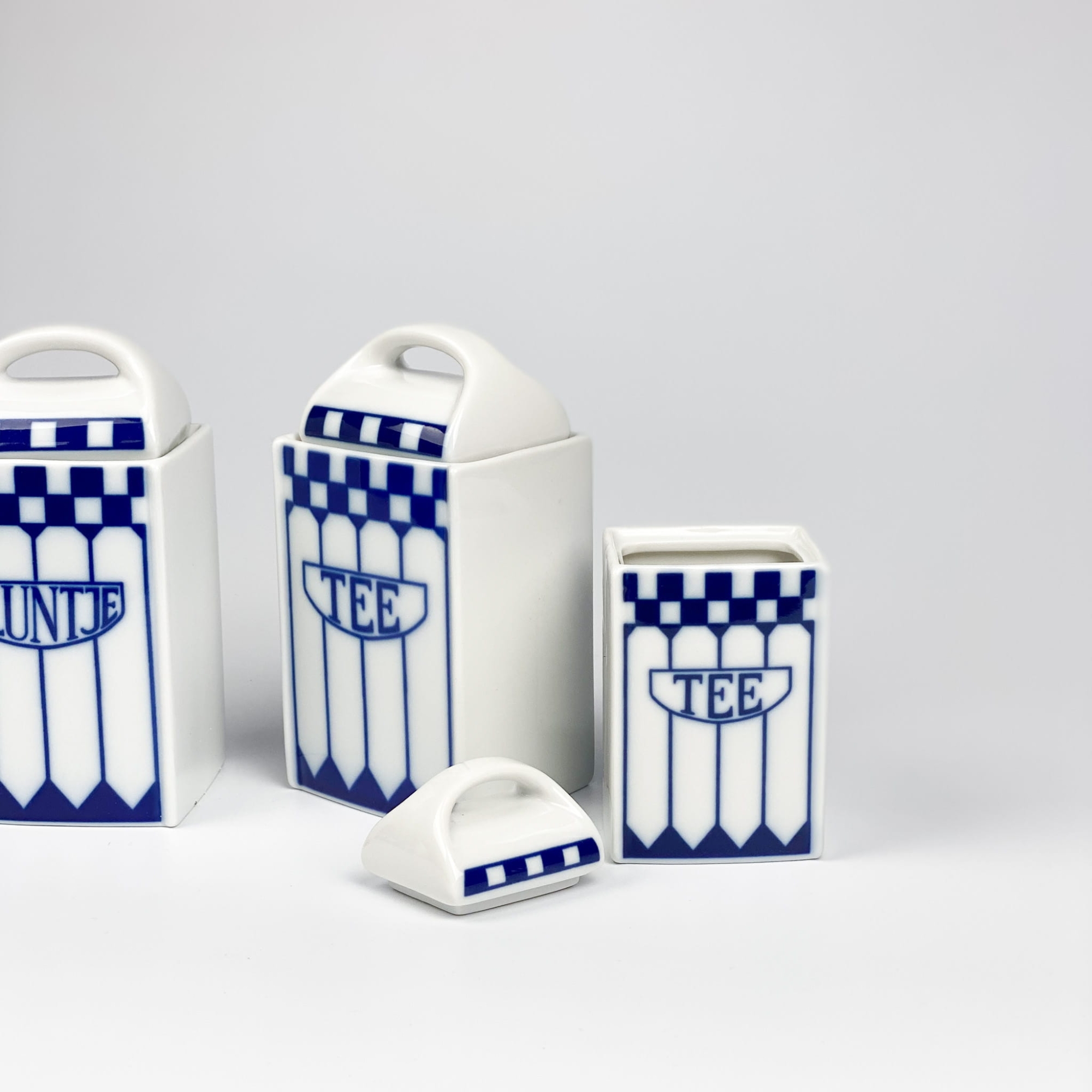 Pojemnik porcelanowy na herbatę