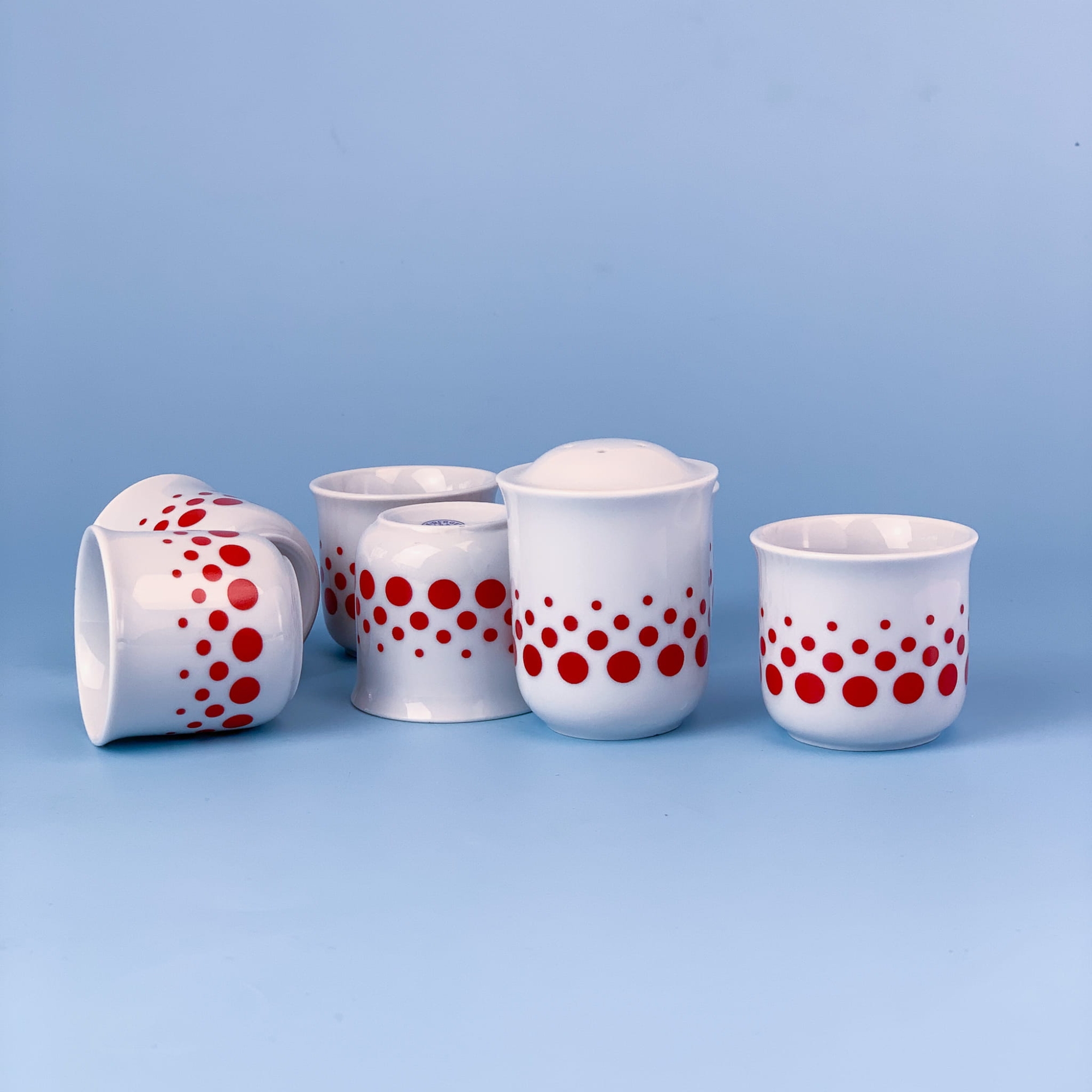 Porcelanowy set do jajek